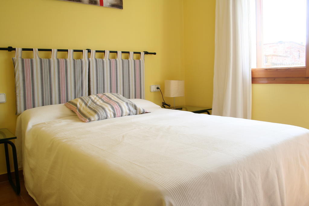 Can Quilis Guest House Pontos Екстериор снимка